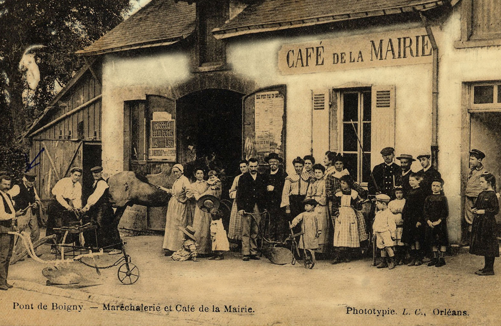La petite histoire de Boigny-sur-Bionne, café de la Mairie